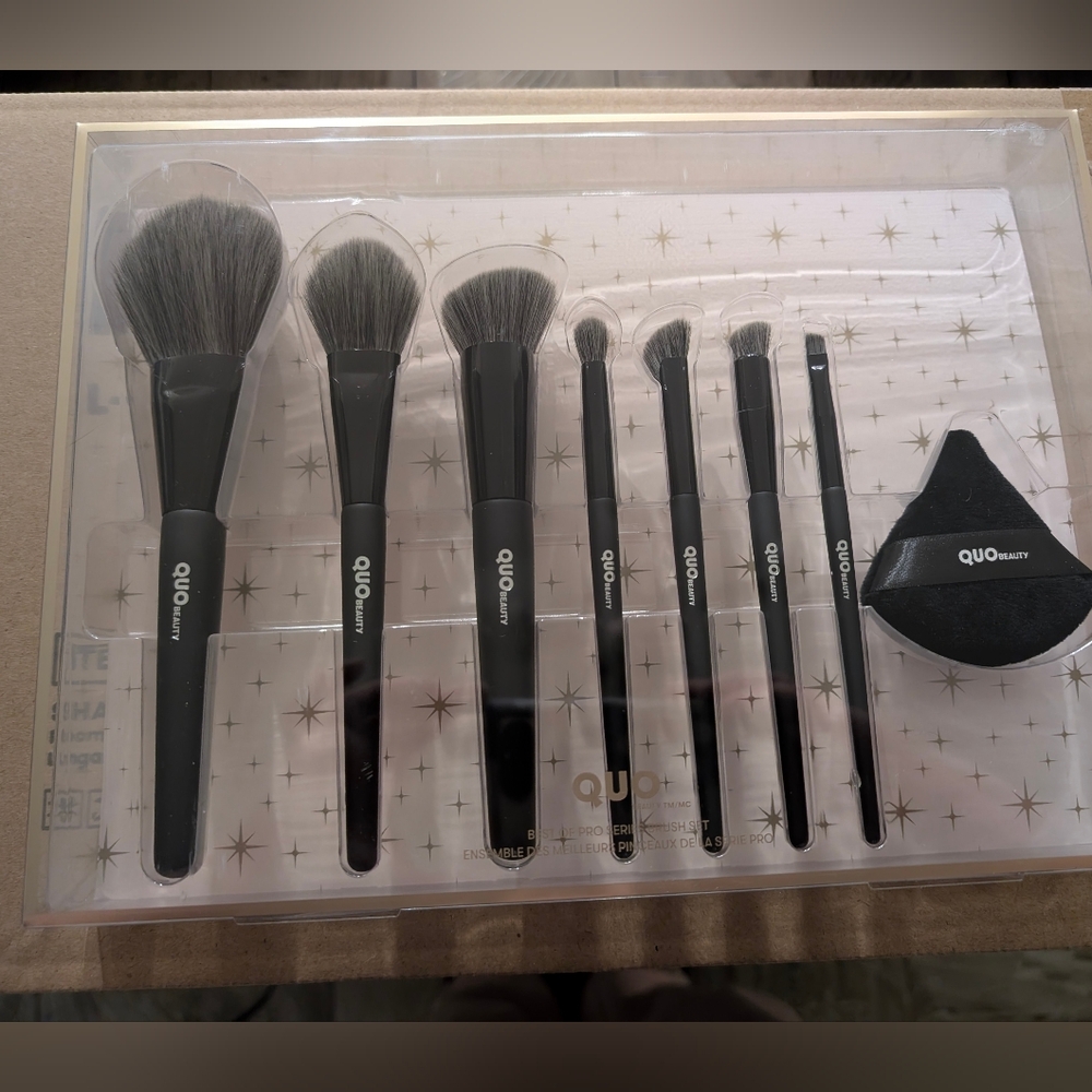 Quo Beauty Black Makeup Brush Set
